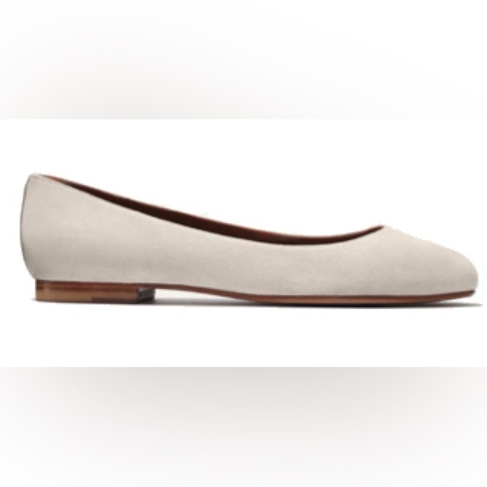 Margaux The Classic Flats in Flint Gray 37